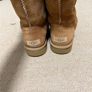 UGG Chestnut Classic Boots